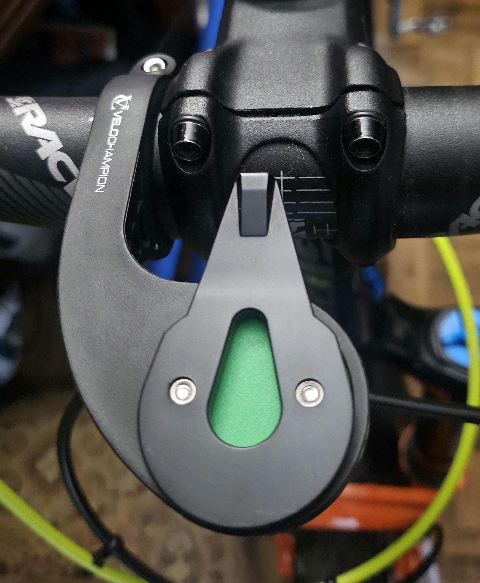 Hammerhead Karoo 2 Adaptor for KW Mobile Garmin handle bar mount